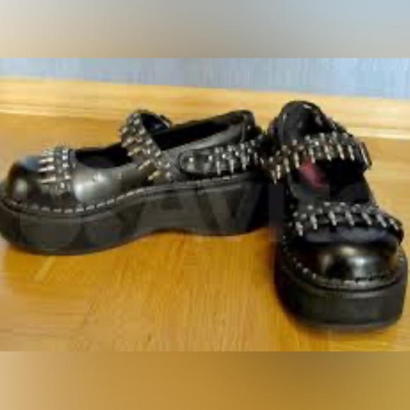 ISO demonia emily 309 - Picture 2 of 3